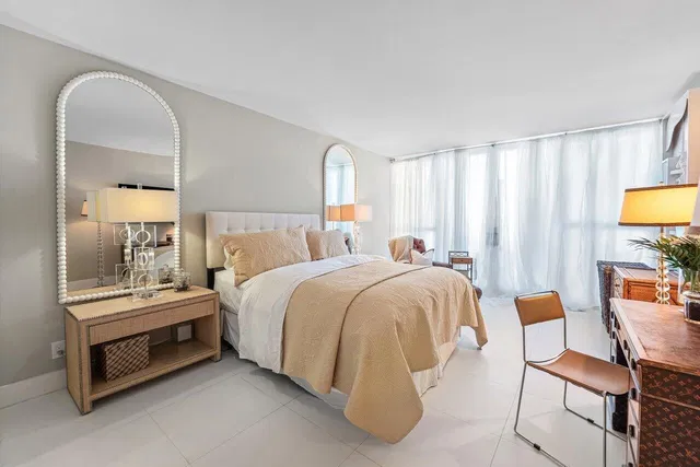 The Plaza of The Palm Beaches Unit 8g photo 18