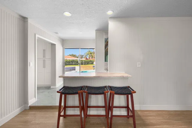 Residence photo 17