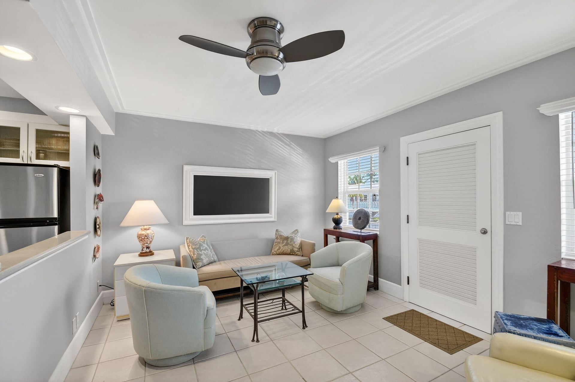  Unit 13-204 photo 11
