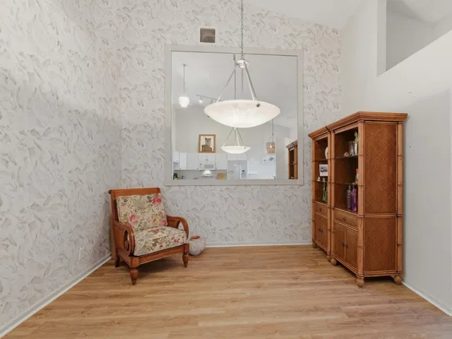  Residence photo 7