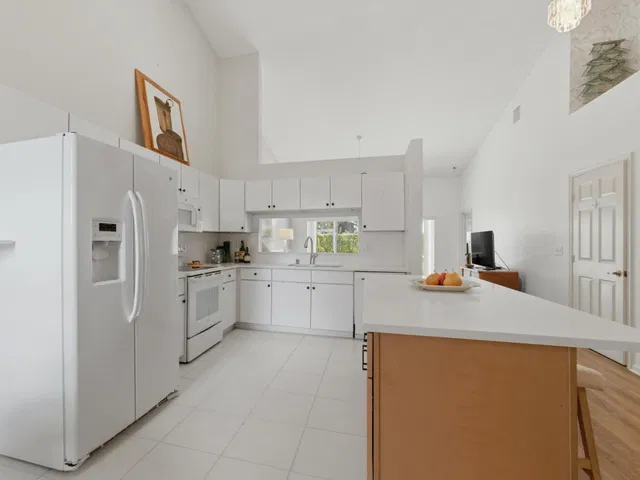  Residence photo 11