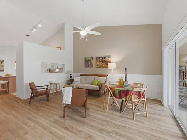  Residence photo 16