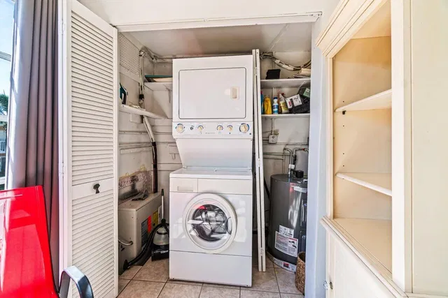 Unit 202 photo 18