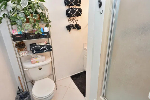 Unit 309 photo 16