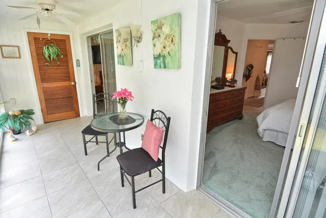 Unit 309 photo 21