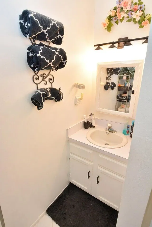 Unit 309 photo 27