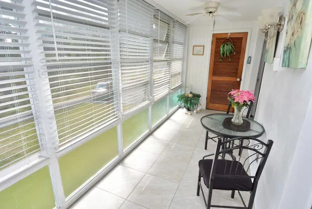 Unit 309 photo 28