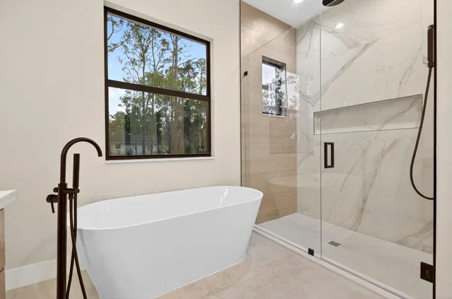  Residence photo 48