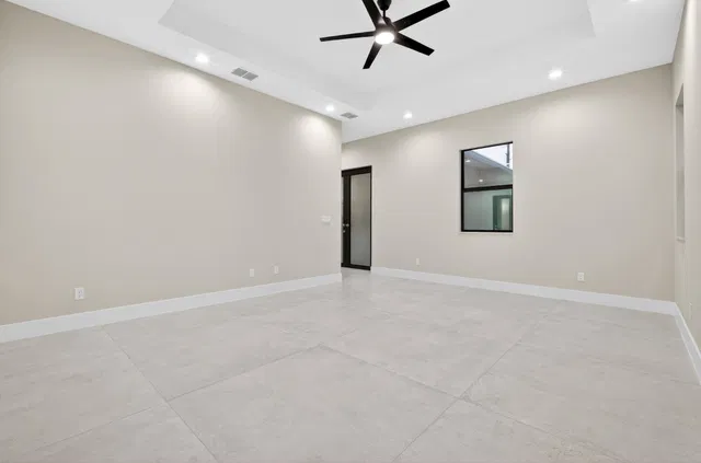  Residence photo 52