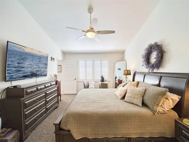 Residence photo 17