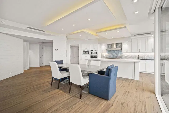 Miraflores Palm Beach Unit 306n photo 7