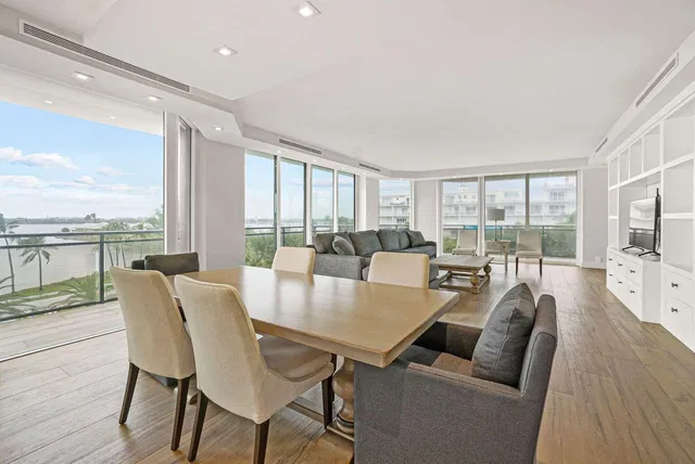 Miraflores Palm Beach Unit 306n photo 8