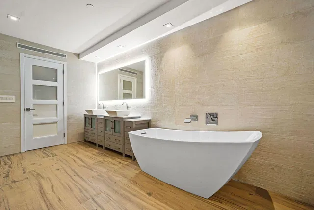 Miraflores Palm Beach Unit 306n photo 26