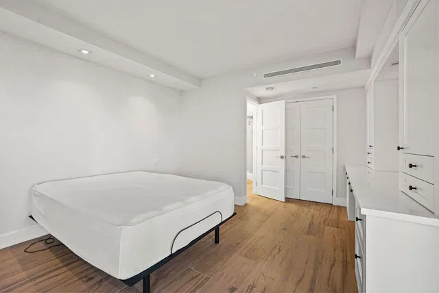 Miraflores Palm Beach Unit 306n photo 32