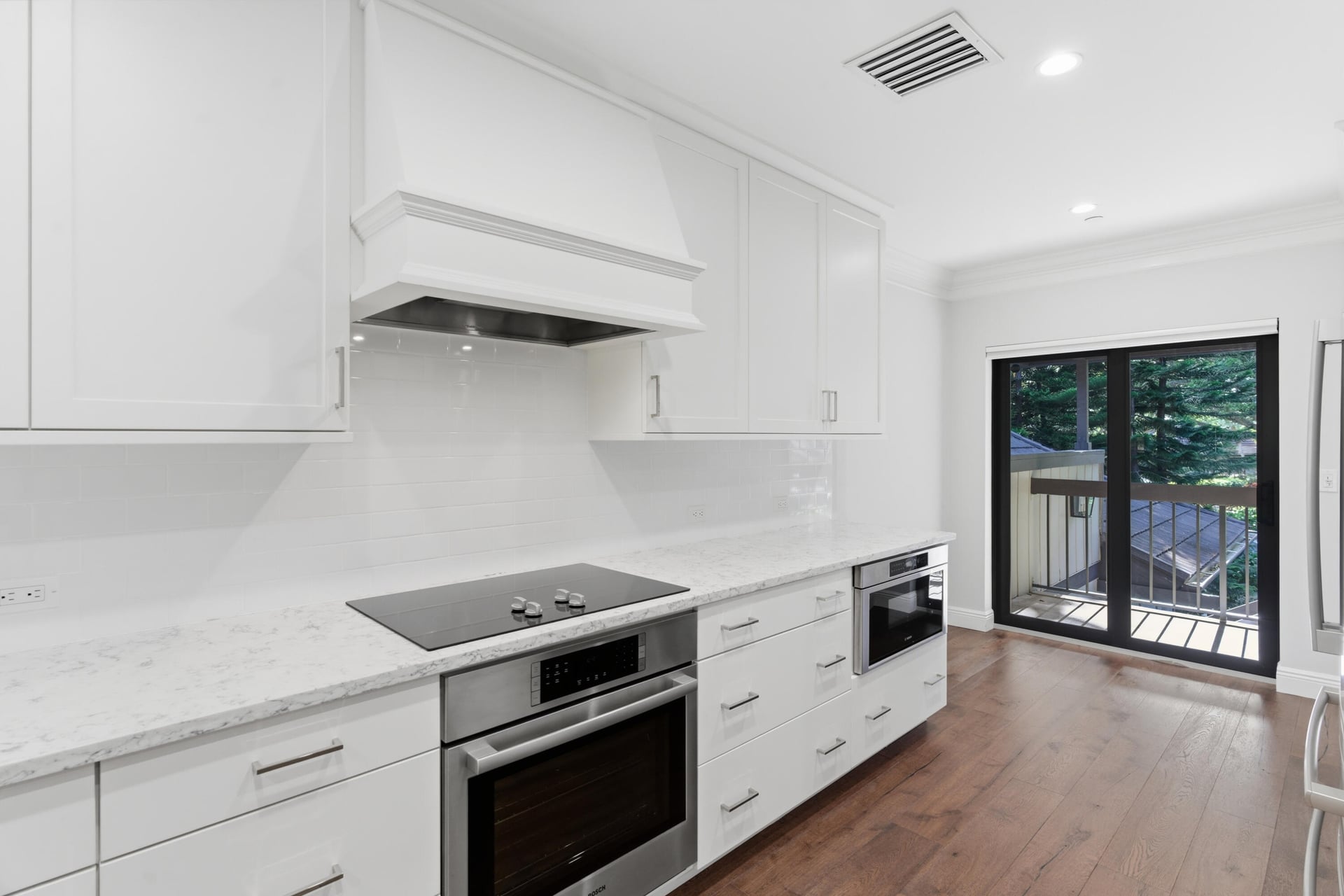 Unit C202 photo 11
