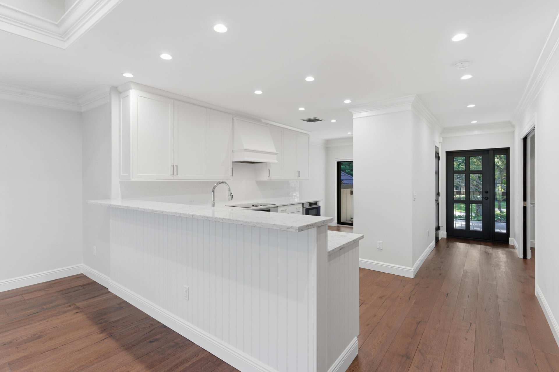 Unit C202 photo 13
