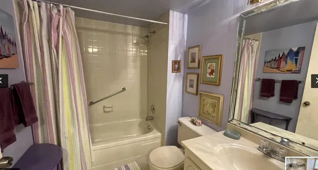  Unit 605 photo 9