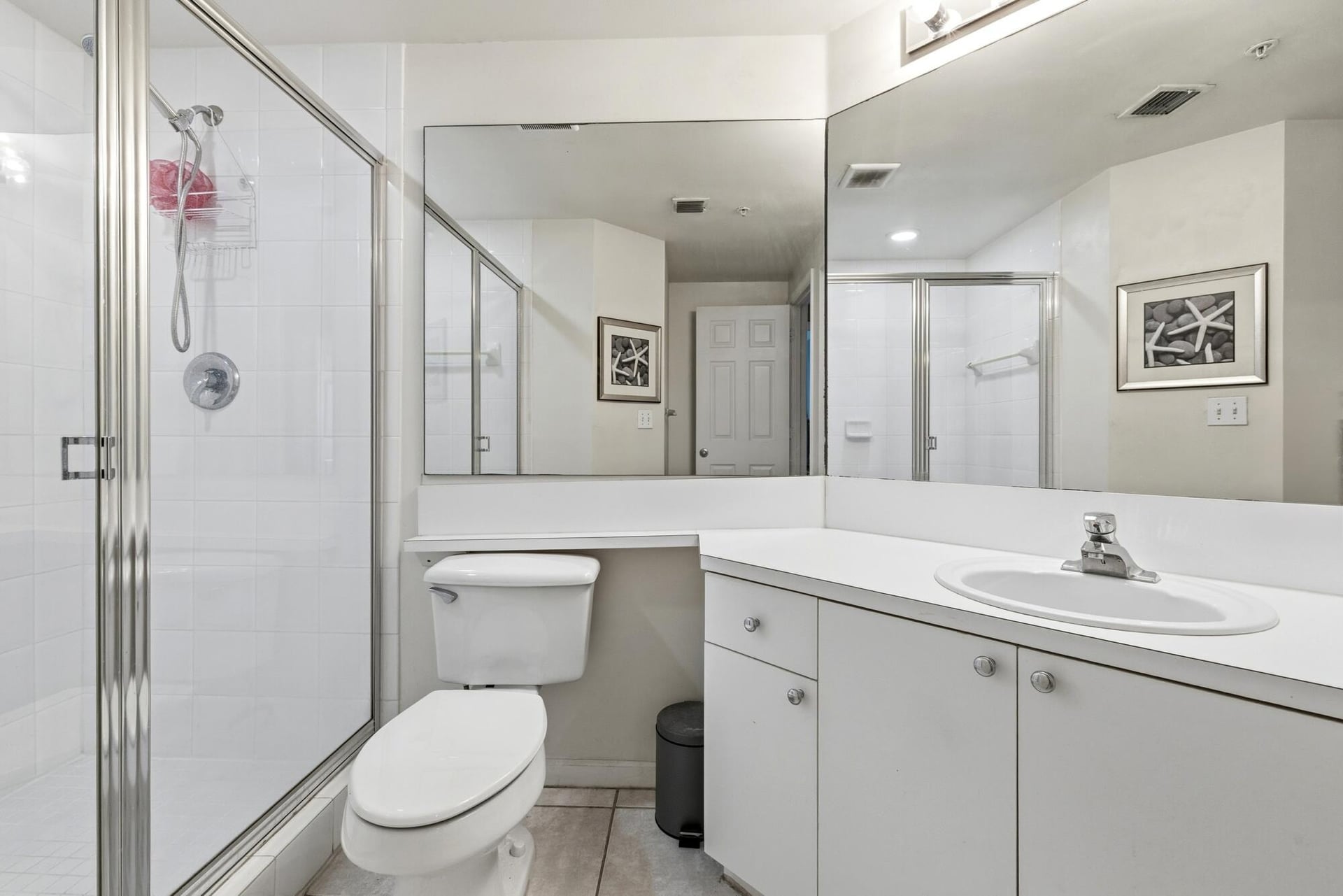 Unit 203 photo 14