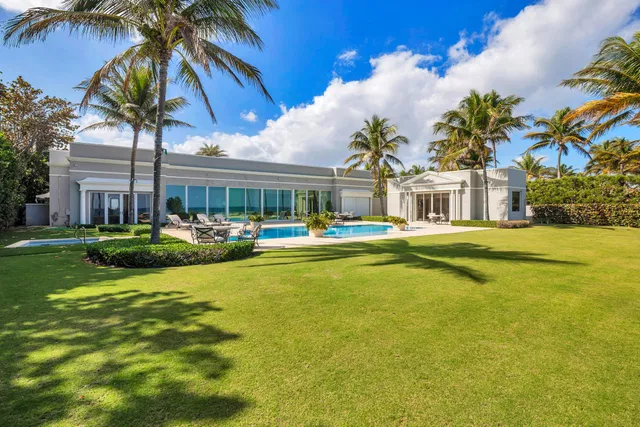 North End Palm Beach Residence photo 3