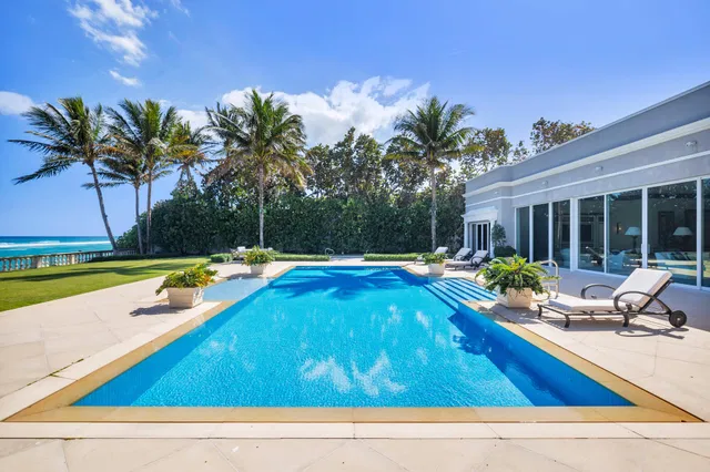 North End Palm Beach Residence photo 13