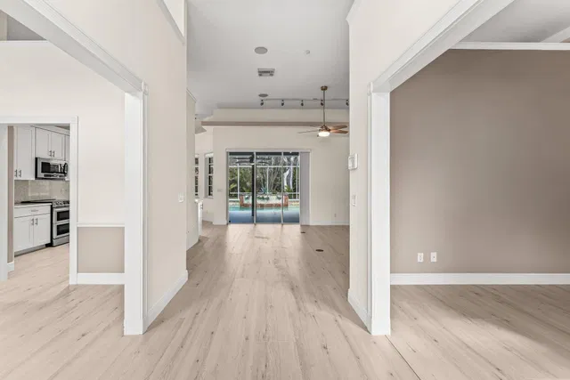 Rocky Point Residence photo 5