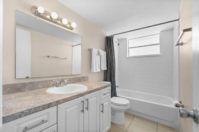Residence photo 23