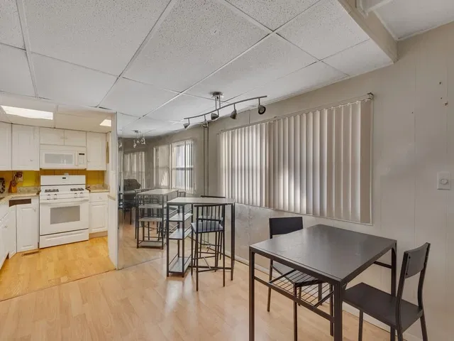 Residence photo 14