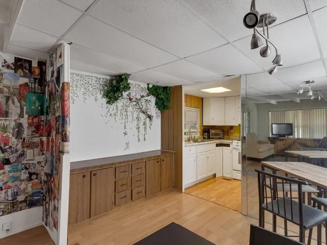 Residence photo 15