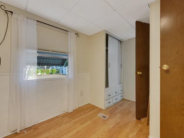 Residence photo 20
