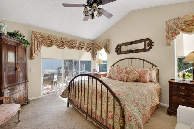 Residence photo 24