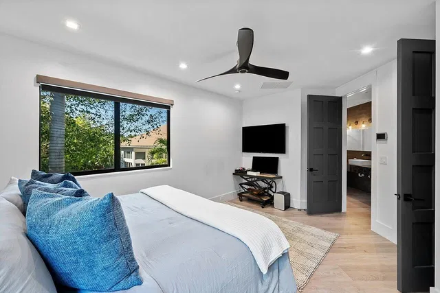 Woodfield Country Club Residence photo 36