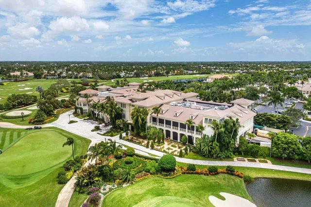 Woodfield Country Club Residence photo 67