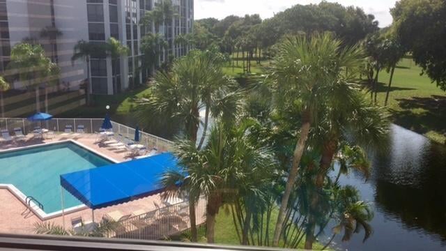Unit 111 photo 35