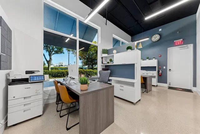  Unit 1 photo 23