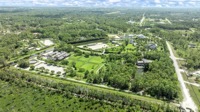Homeland Residence photo 2