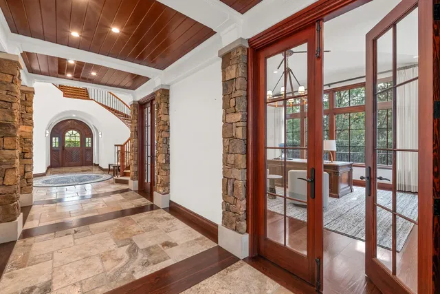 Homeland Residence photo 28