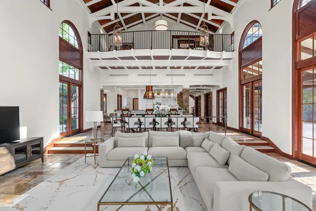 Homeland Residence photo 31