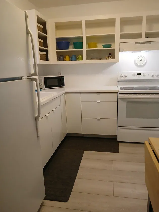 Unit 309 photo 4