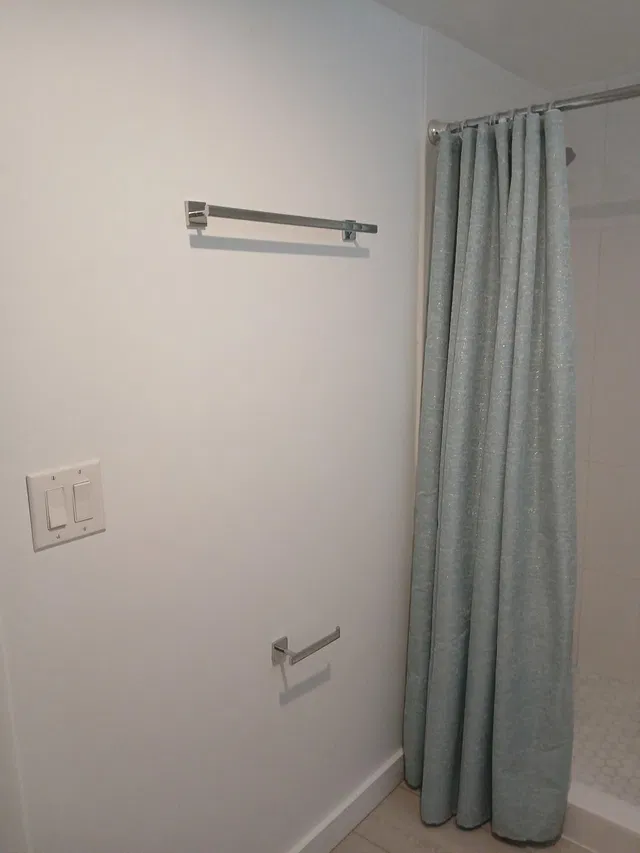 Unit 309 photo 25