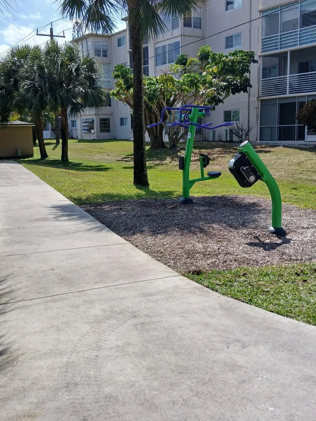 Unit 309 photo 69