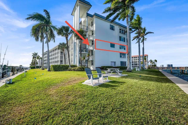 Paradise Harbour North Palm Beach Unit 304 photo 3