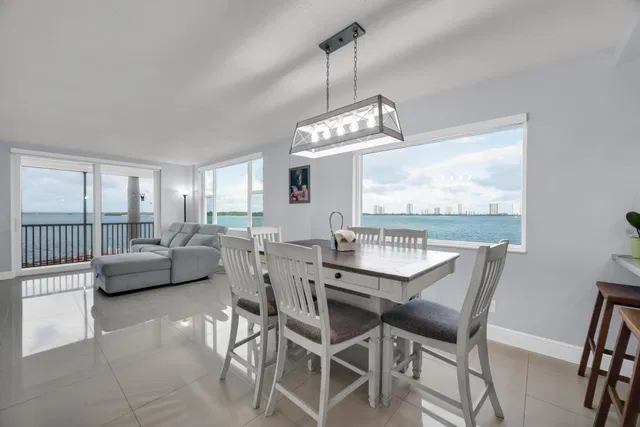 Paradise Harbour North Palm Beach Unit 304 photo 13