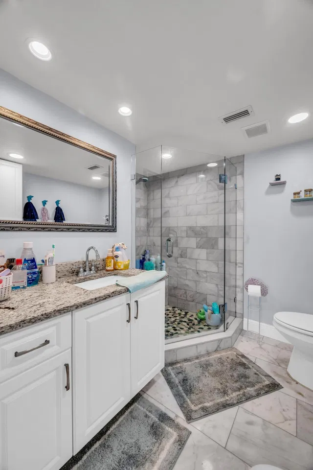 Paradise Harbour North Palm Beach Unit 304 photo 18