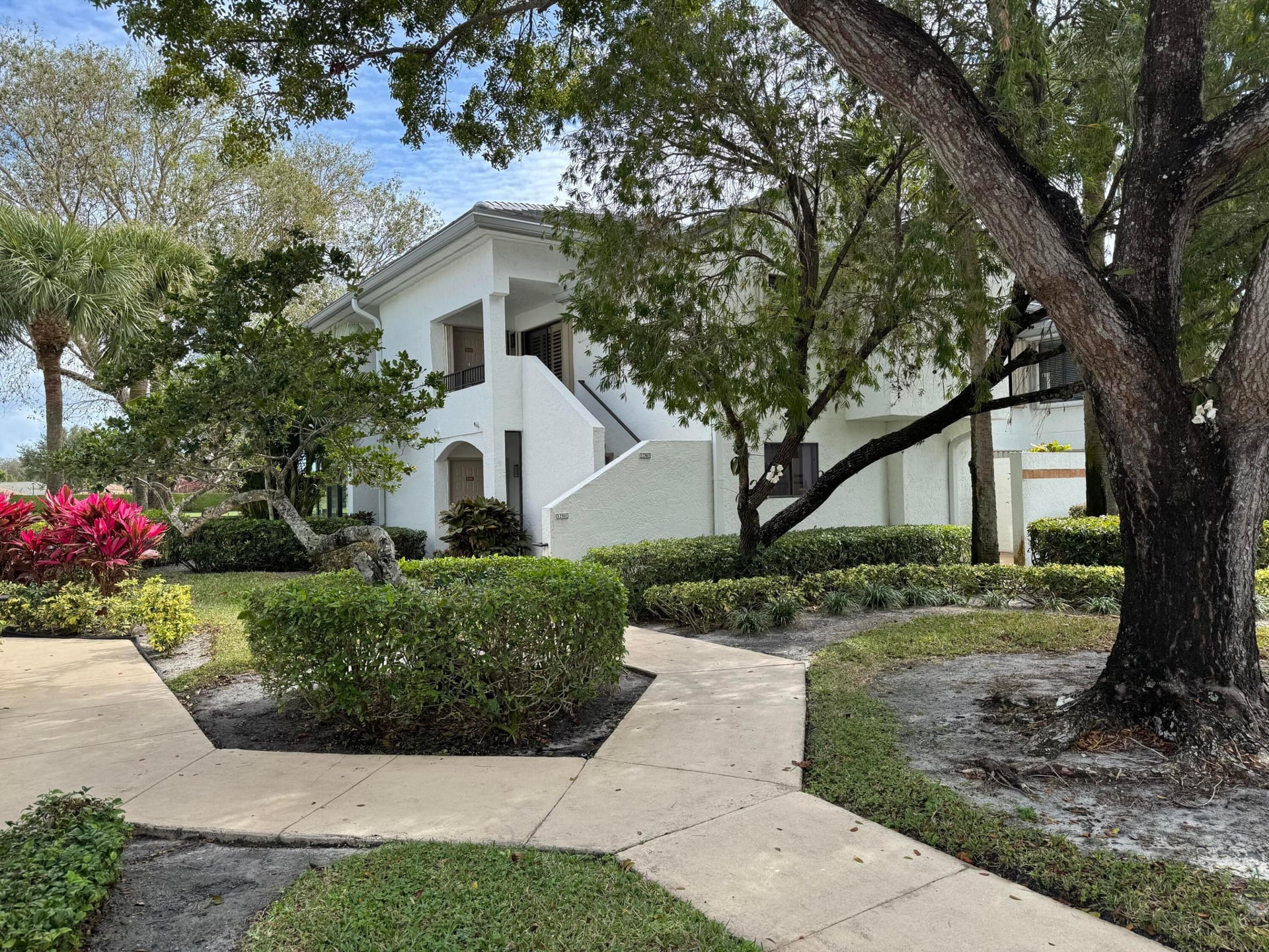 Unit 12501 photo 31