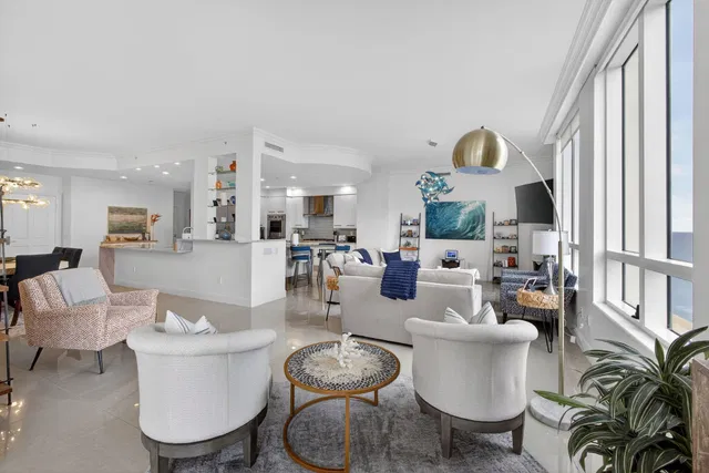 Renaissance on the Ocean Unit 2050 photo 10