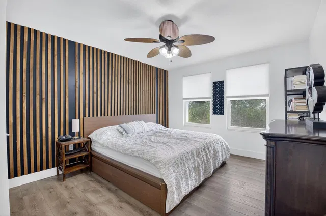 Unit 224 photo 6