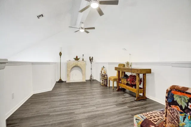 Residence photo 25