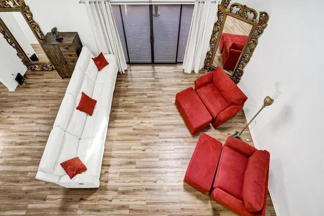 Residence photo 26