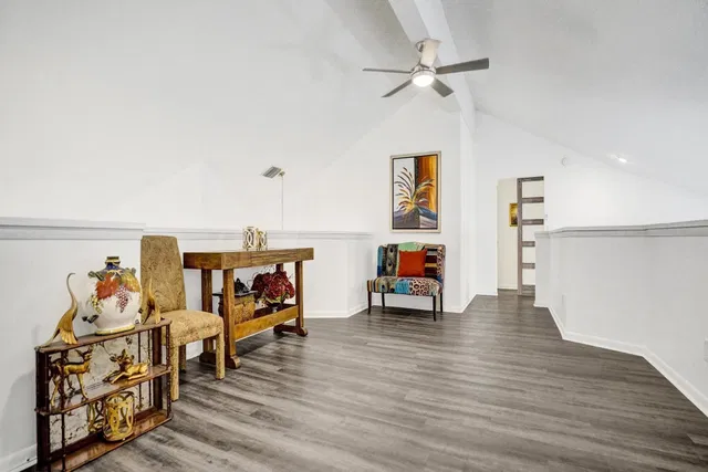 Residence photo 28