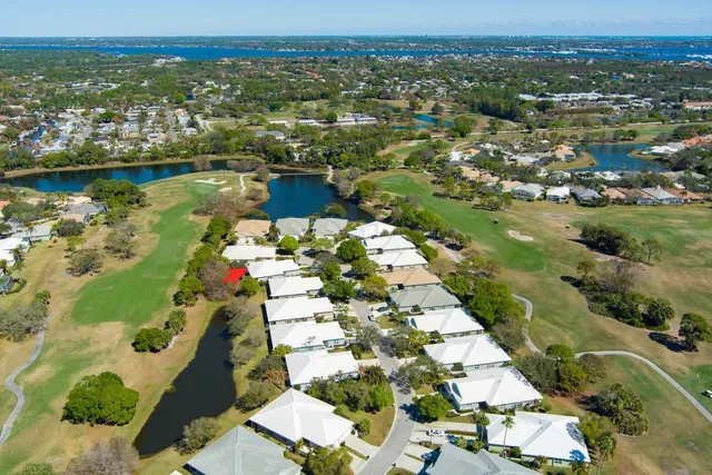 Monarch Country Club Residence photo 43